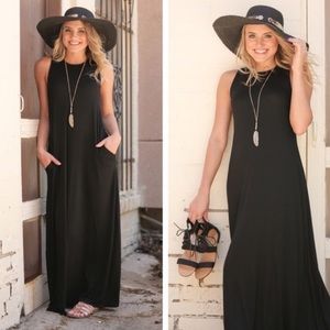 Black Sleeveless Maxi with Pockets